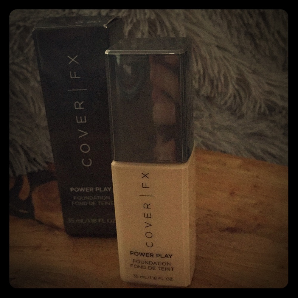 COVER FX Powerplay foundation